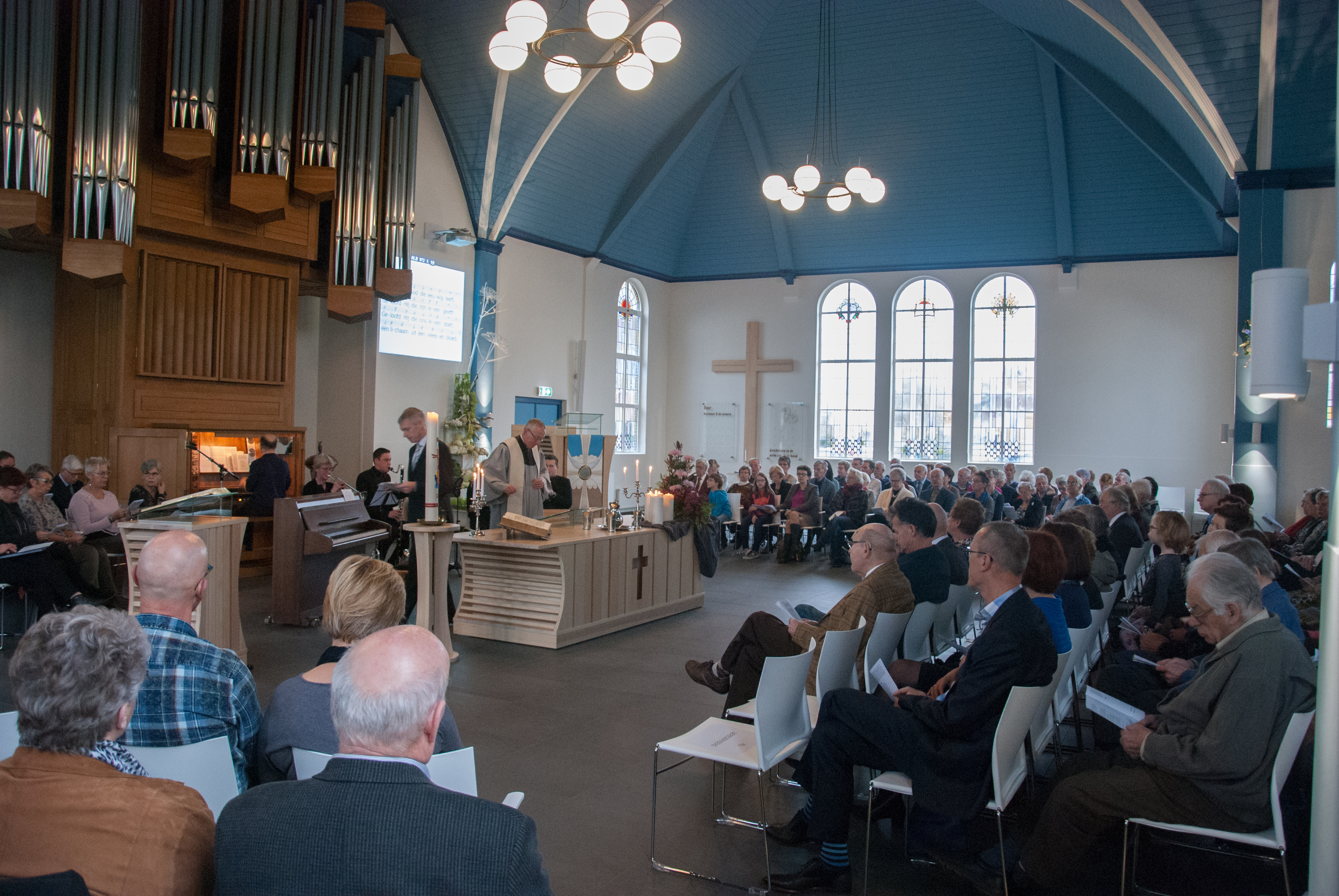 Bij diverse liturgische onderdelen werd stilgestaan